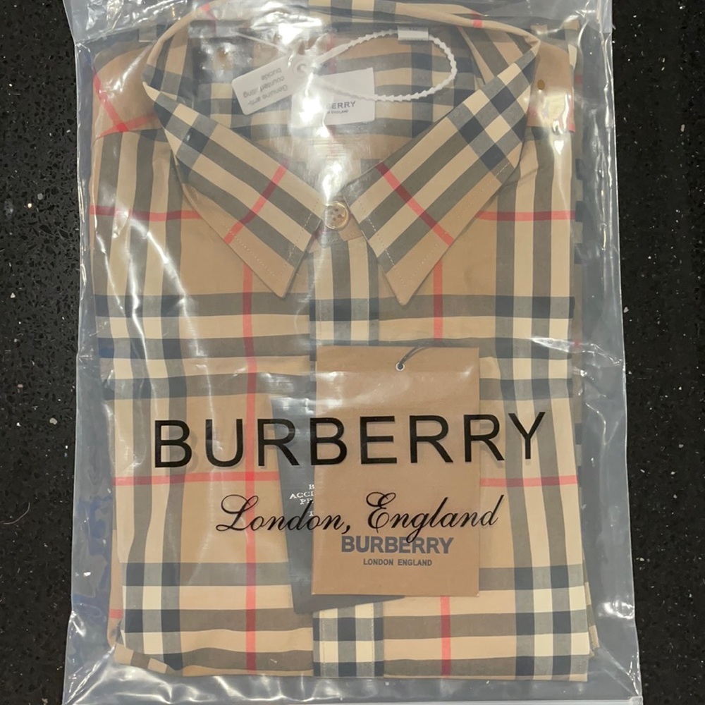 Authentic Burberry Men’s XL Dress Shirt